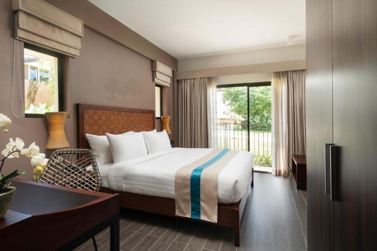 Bacau Bay 4*