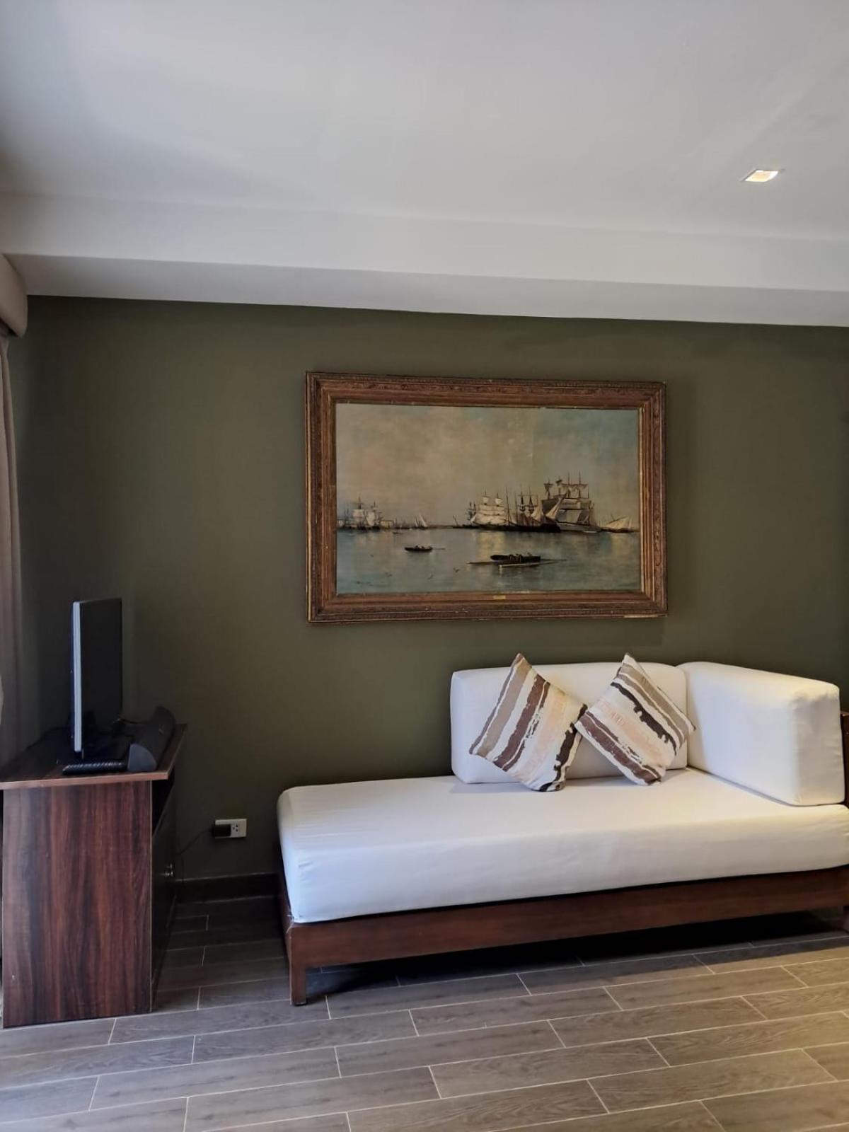 Bacau Bay Resort 4*