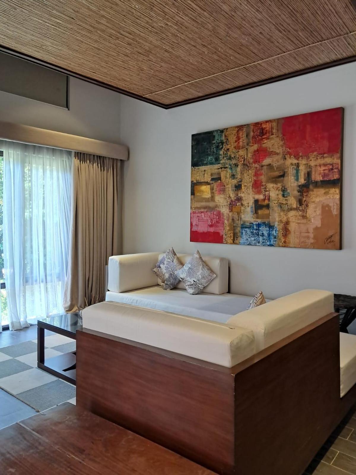 Resort Bacau Bay 4*